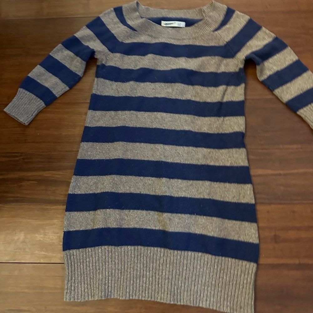Old Navy Sweater